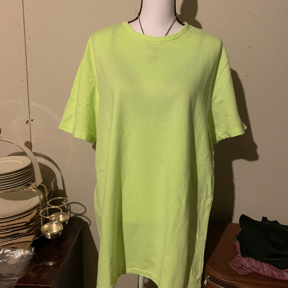 Forever 21 Mens Neon Green Distressed Tee